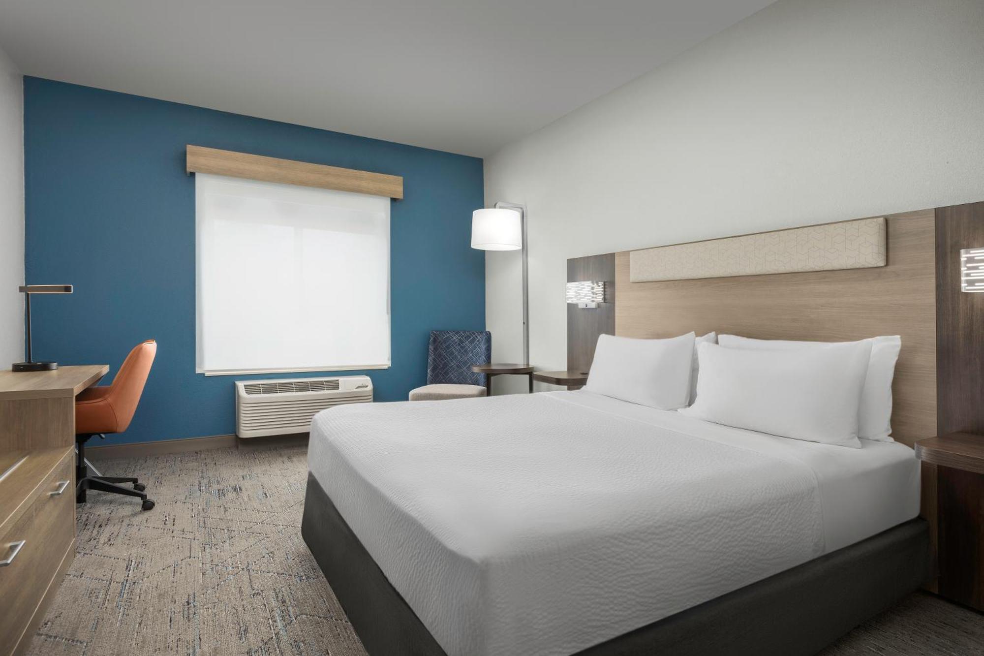 Holiday Inn Express & Suites Superior By Ihg Exterior photo