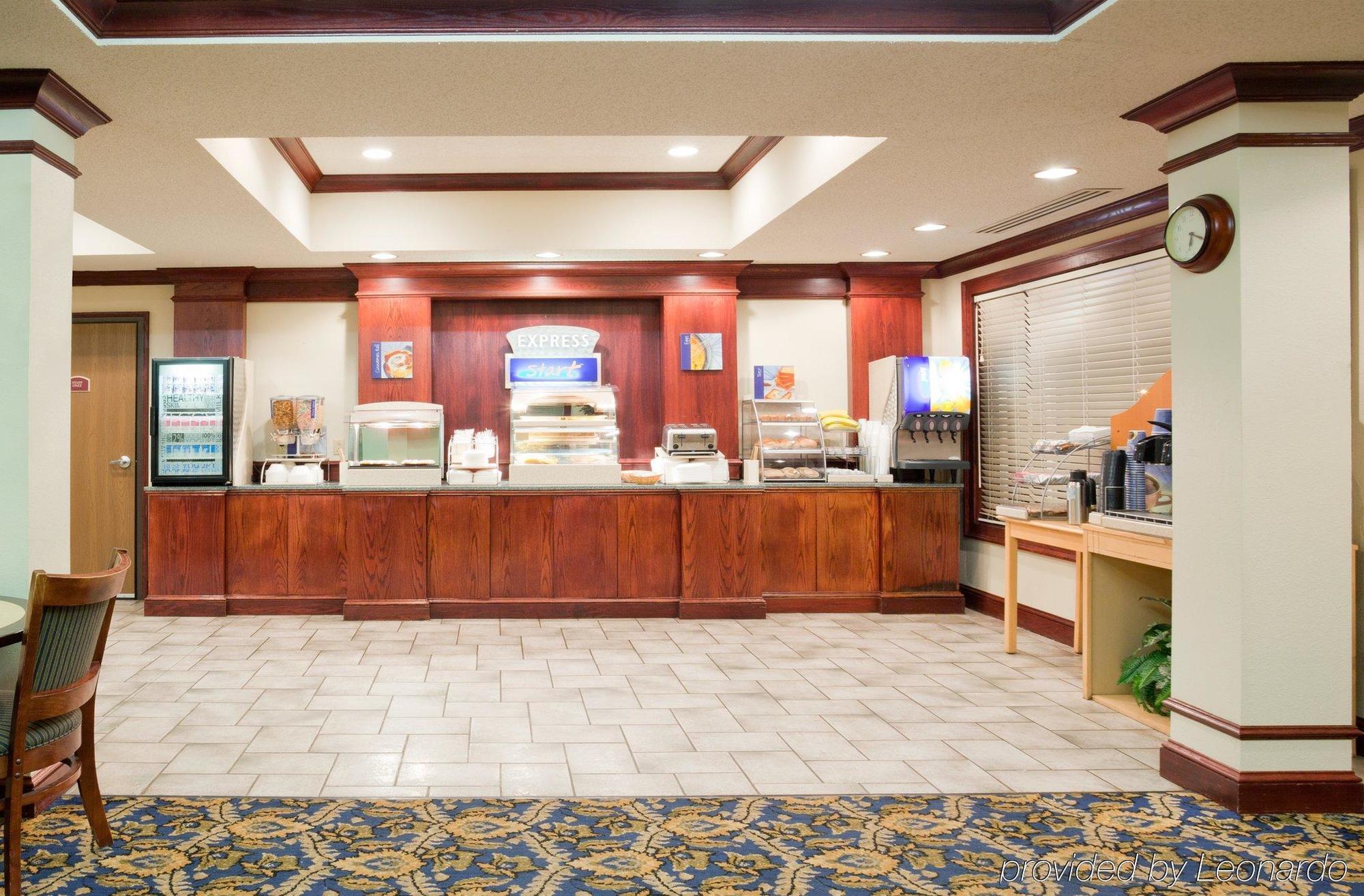Holiday Inn Express & Suites Superior By Ihg Interior photo